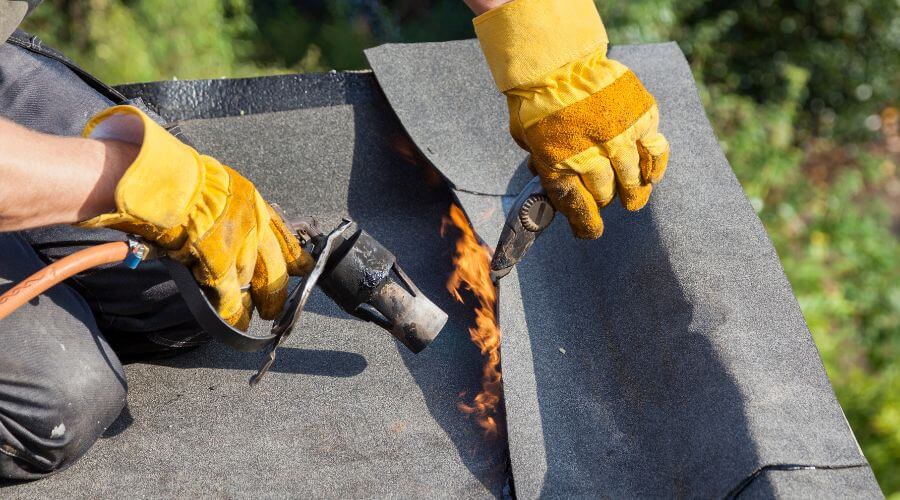 Expert Emergency Roof Repairs services in Nodaway, IA